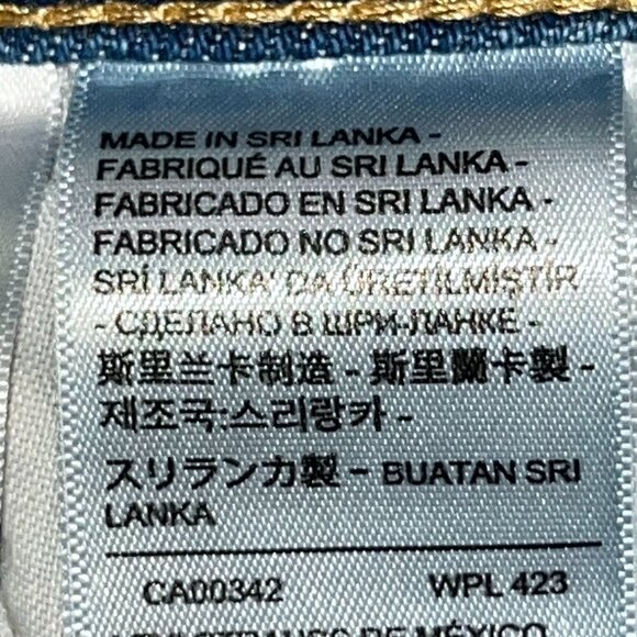 LEVI'S RIBCAGE STRAIGHT ANKLE Waist 32 L 27  Blue Denim Button Fly Jeans - EUC - Picture 11 of 13